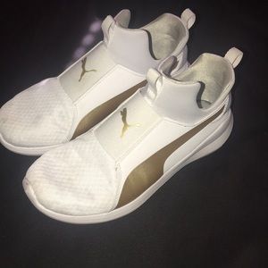 Puma Shoes Size 7 Women